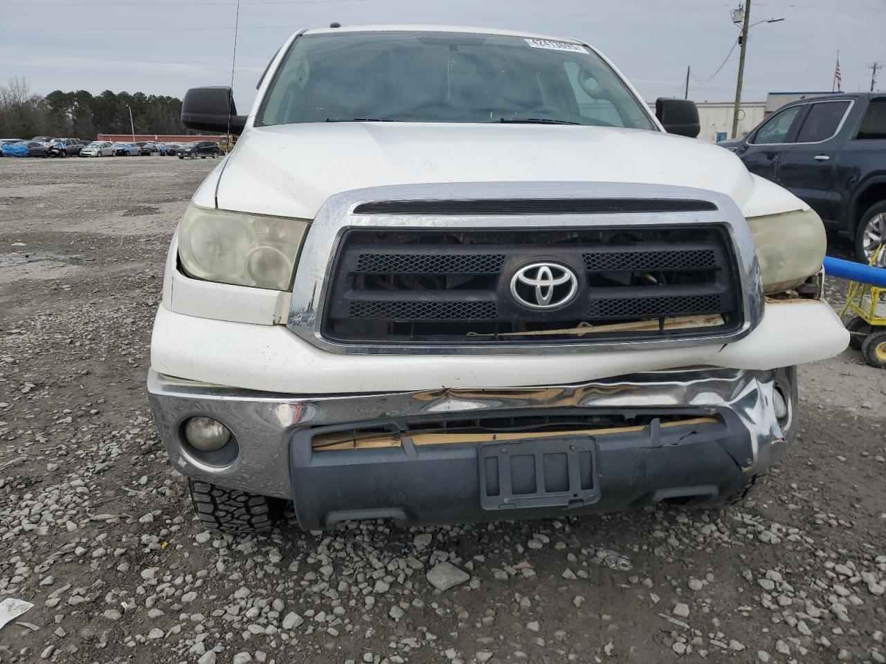 2011 Toyota Tundra - Image 5