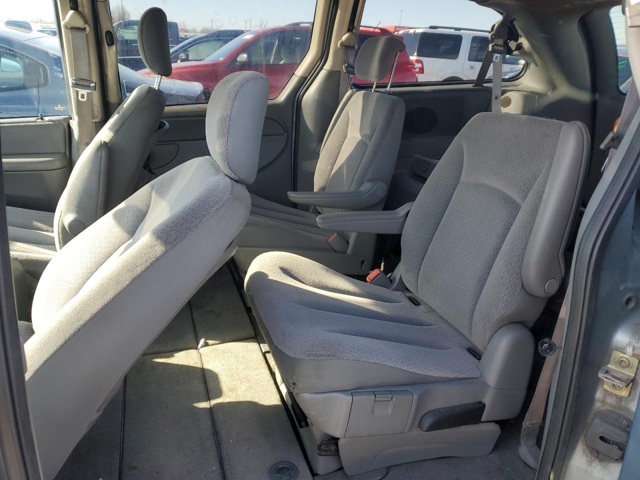 2006 Dodge Caravan - Image 11