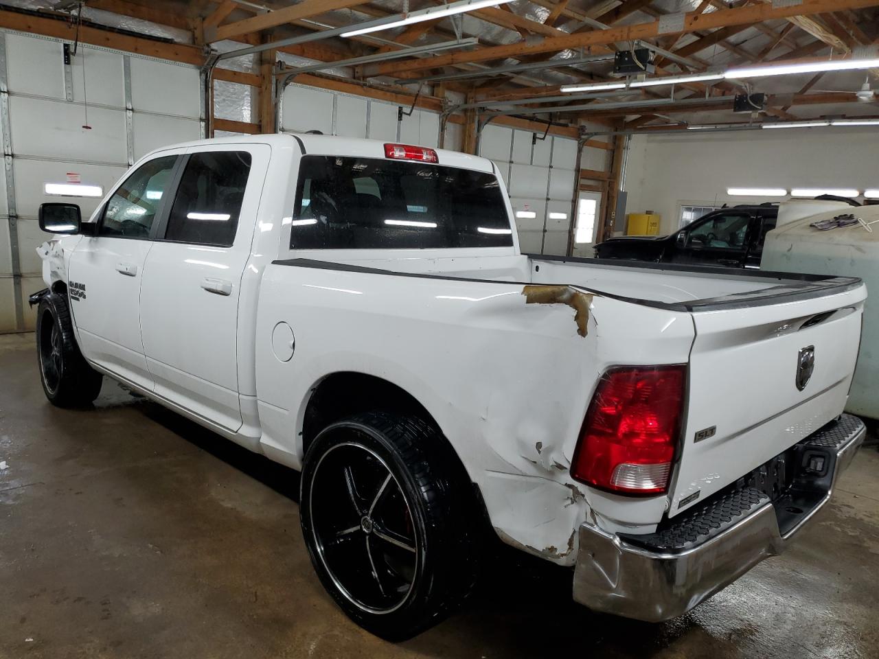 2021 RAM 1500 - Image 2