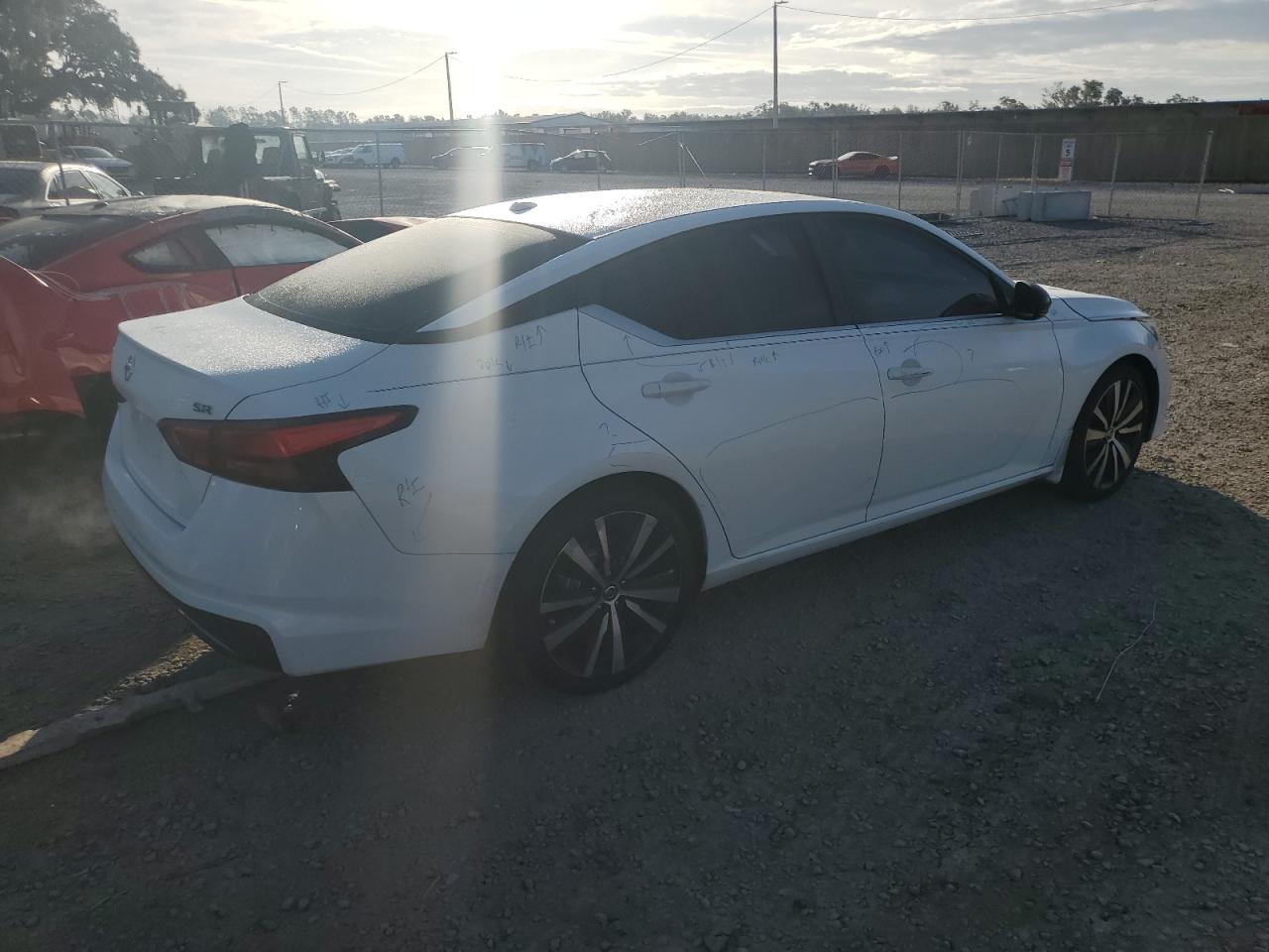 2019 Nissan Altima - Image 3