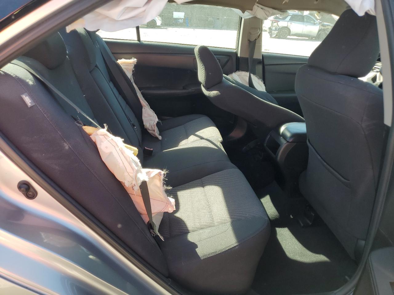 2017 Toyota Camry - Image 10