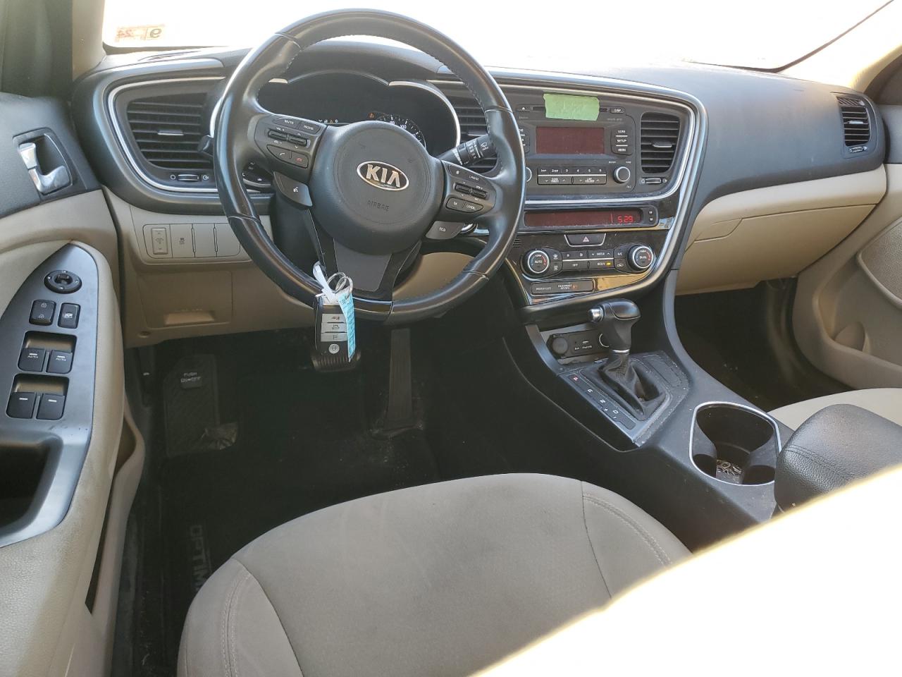 2016 Kia Optima - Image 8