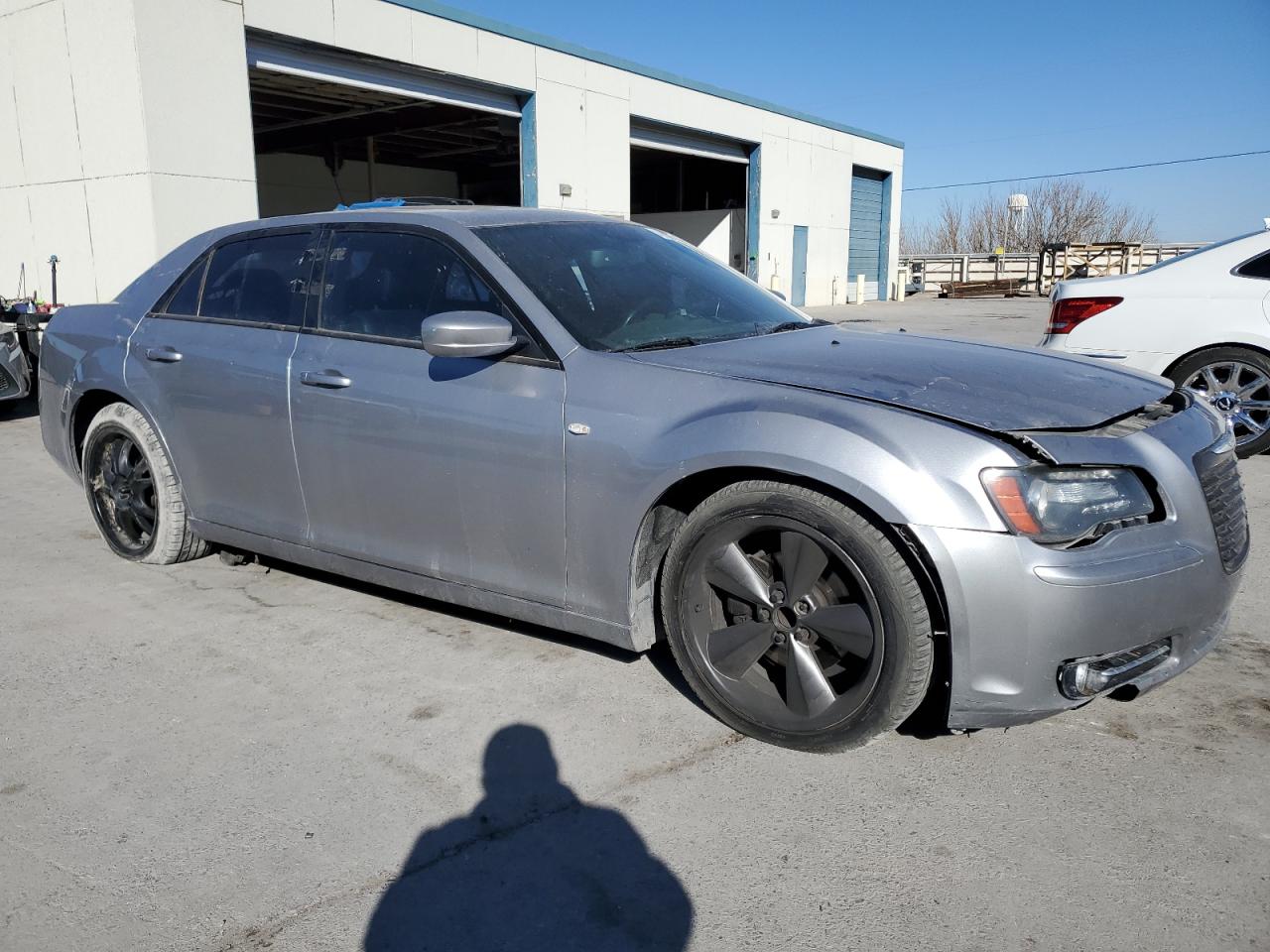 2014 Chrysler 300 - Image 4