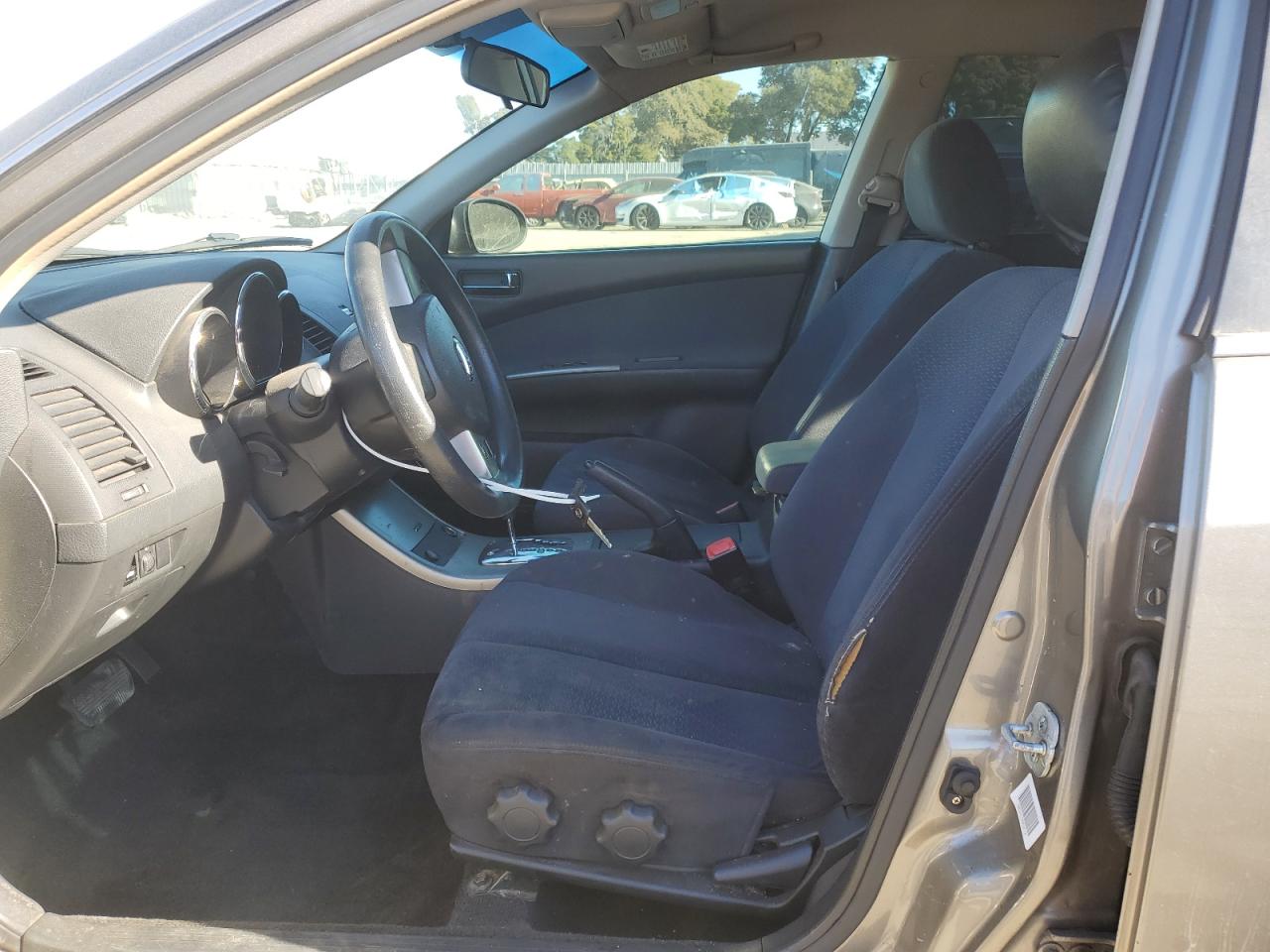 2005 Nissan Altima - Image 7
