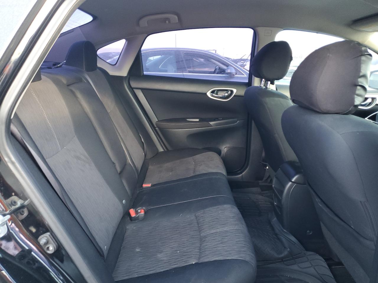 2014 Nissan Sentra - Image 10