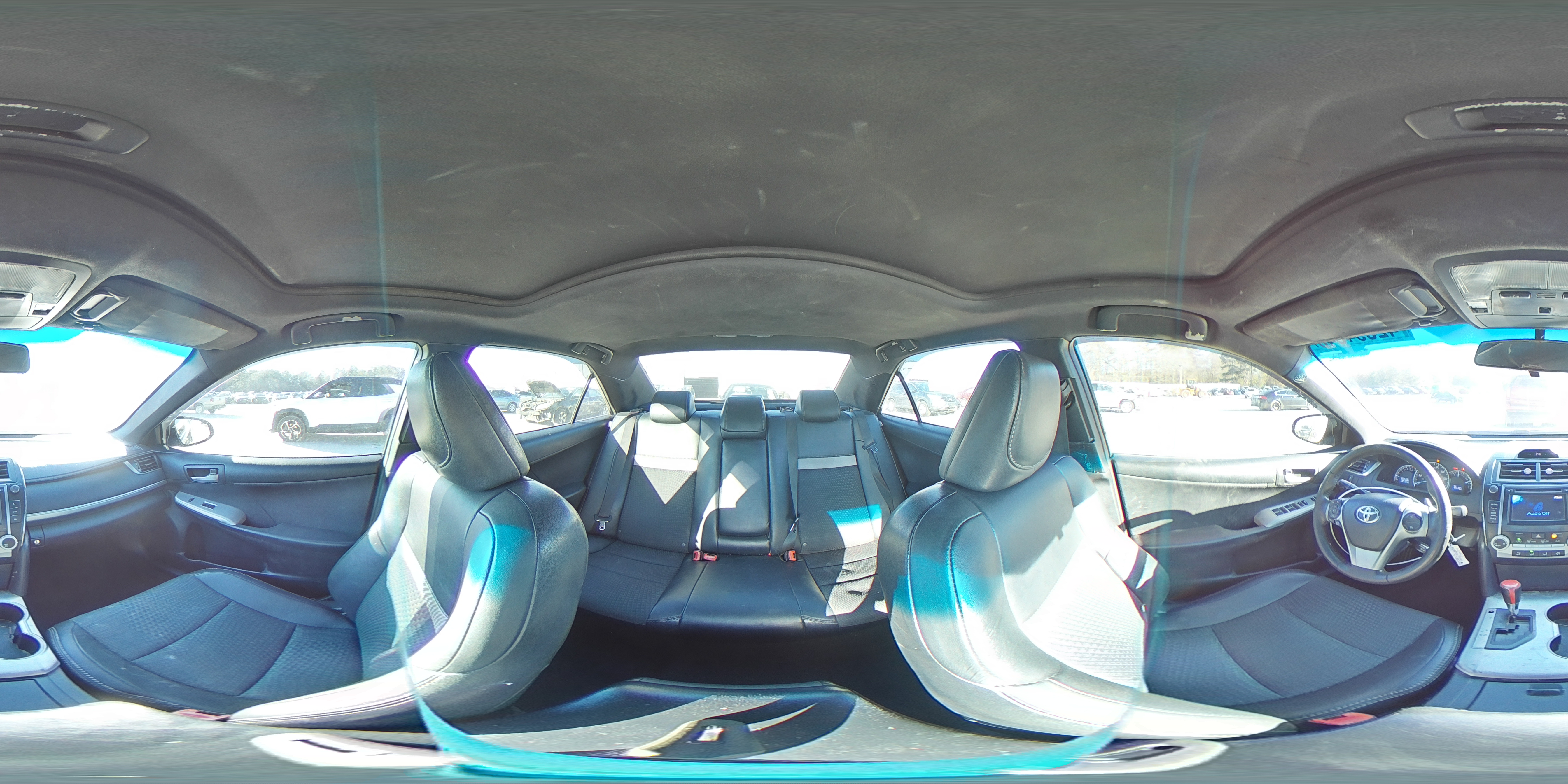 2012 Toyota Camry - Image 13