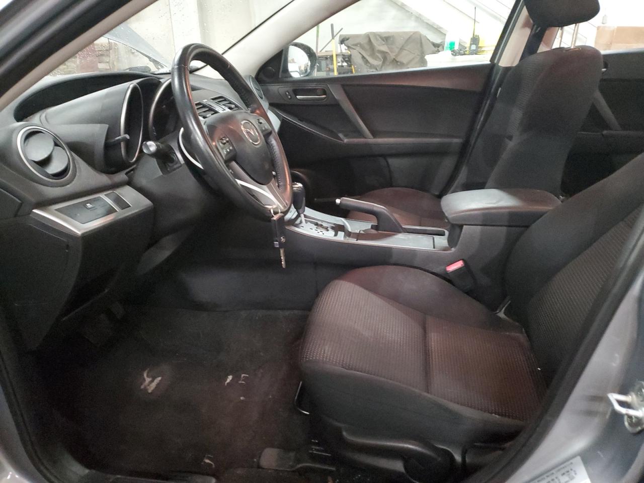2012 Mazda 3 - Image 7