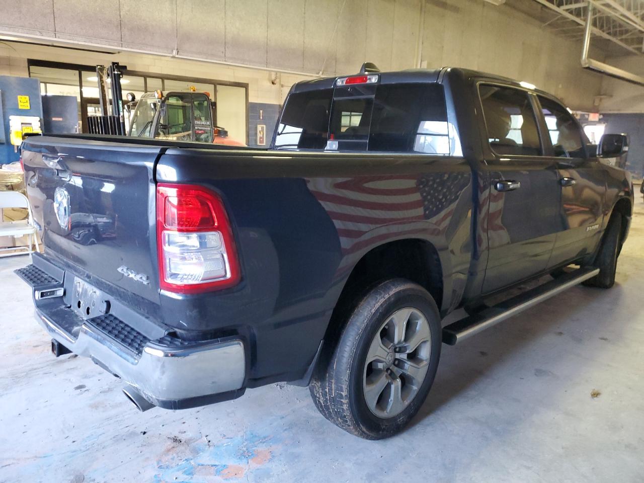 2020 RAM 1500 - Image 3