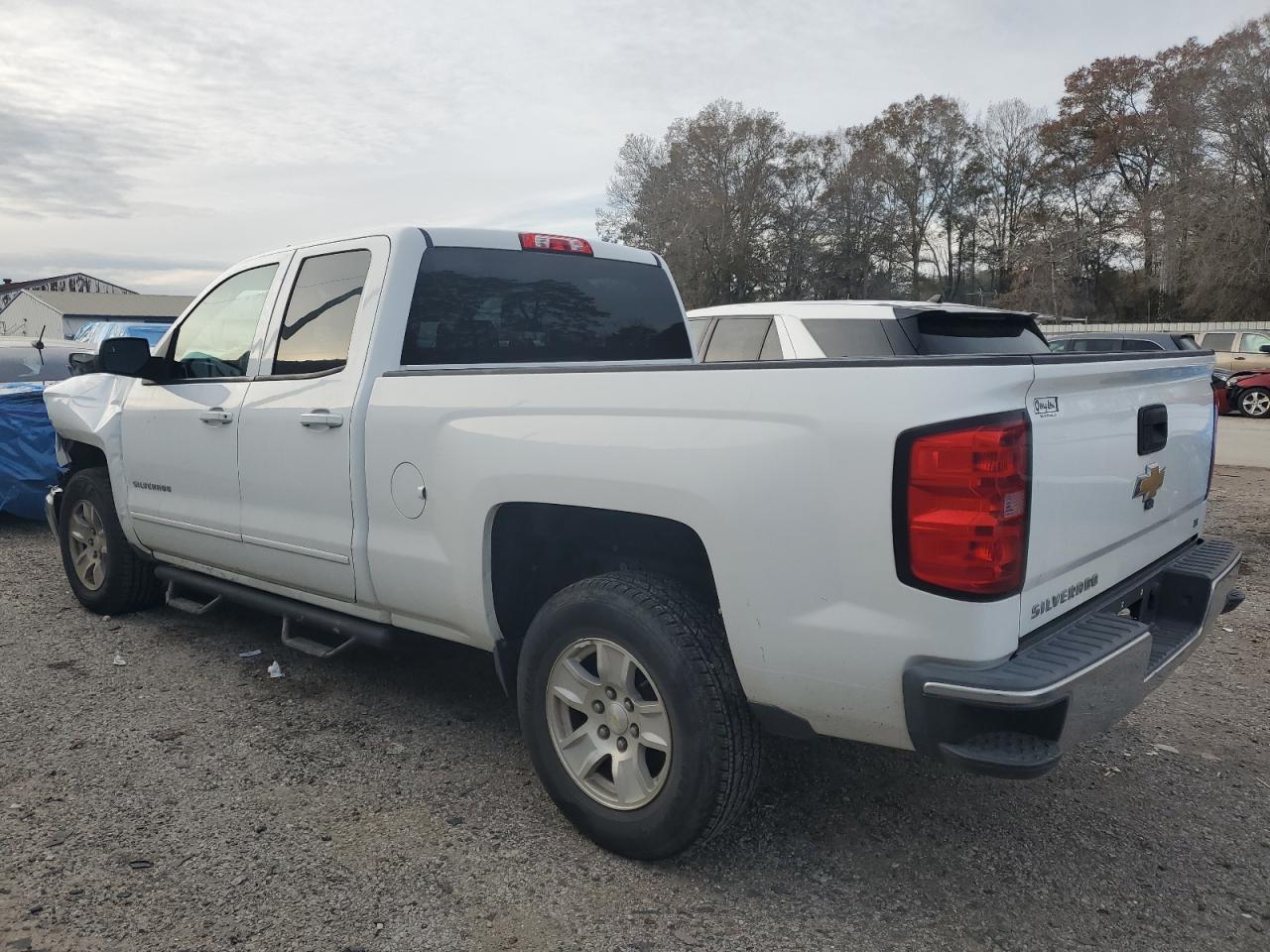 2015 Chevrolet Silverado - Image 2