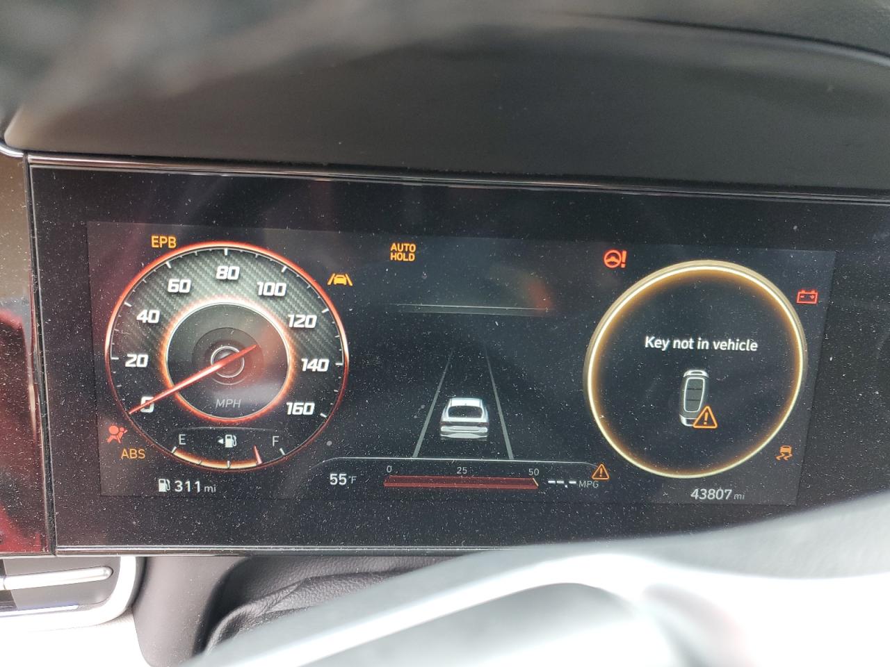 2021 Hyundai Elantra - Image 9