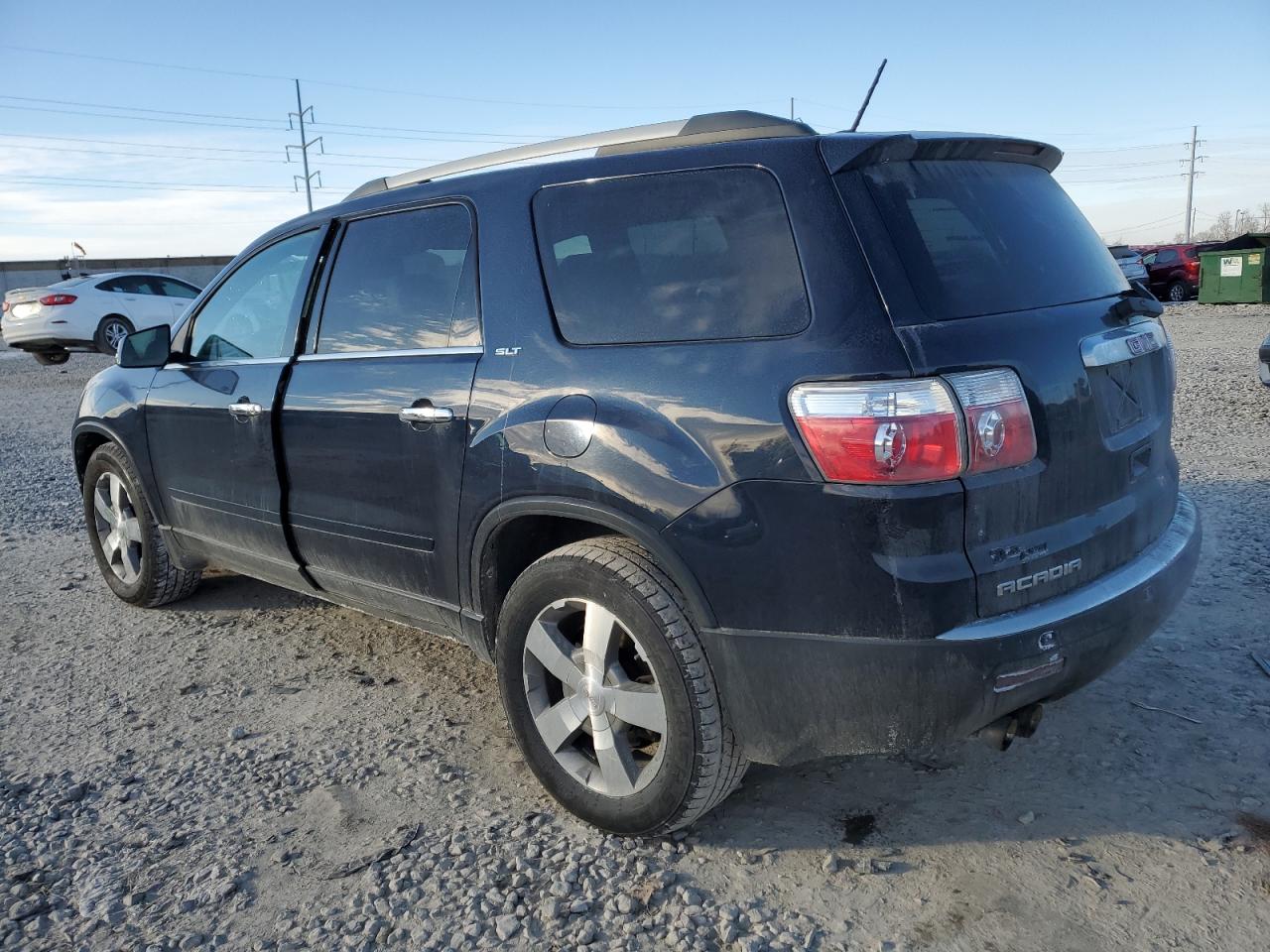 2011 GMC Acadia - Image 2