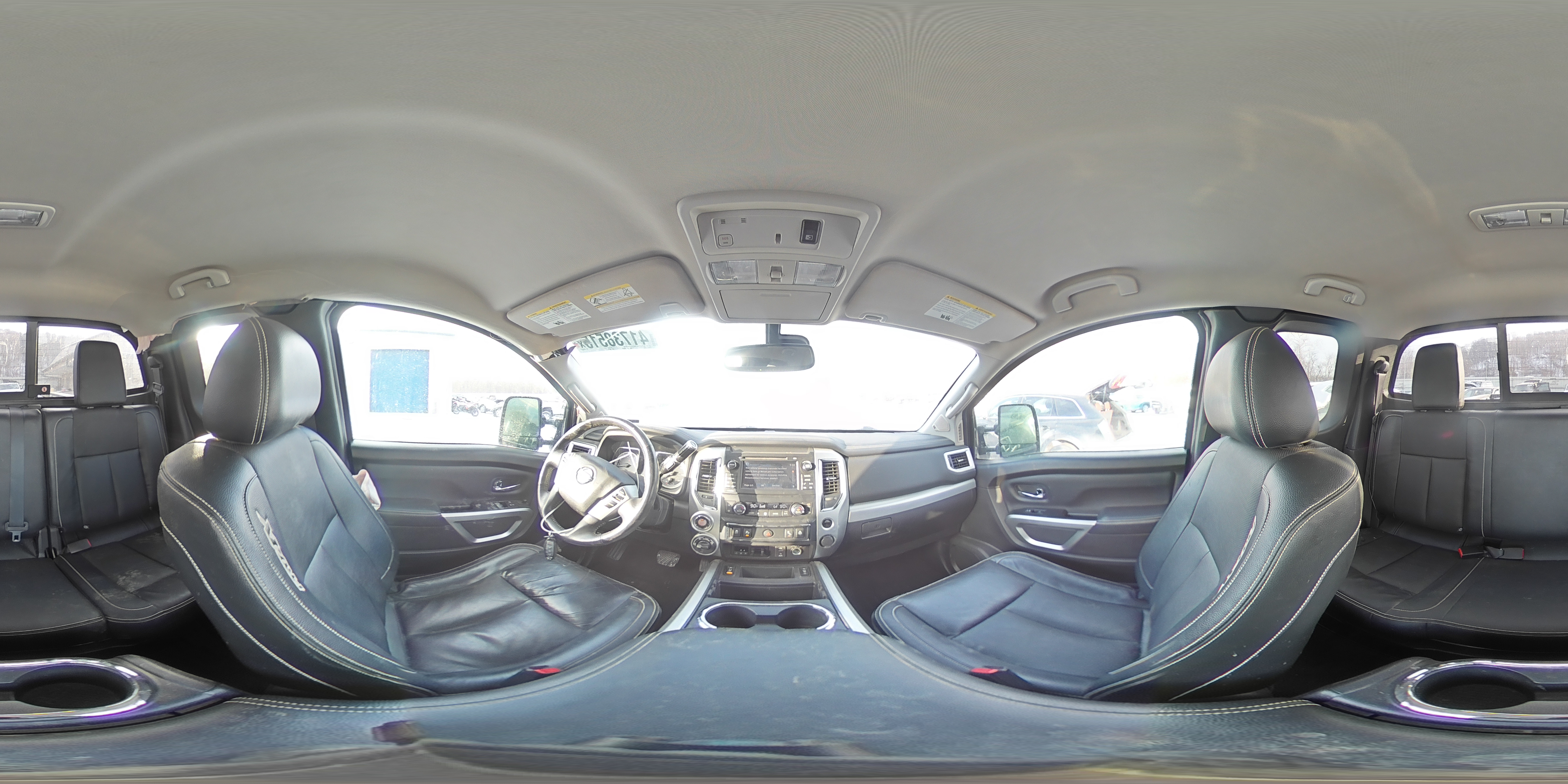 2018 Nissan Titan - Image 15