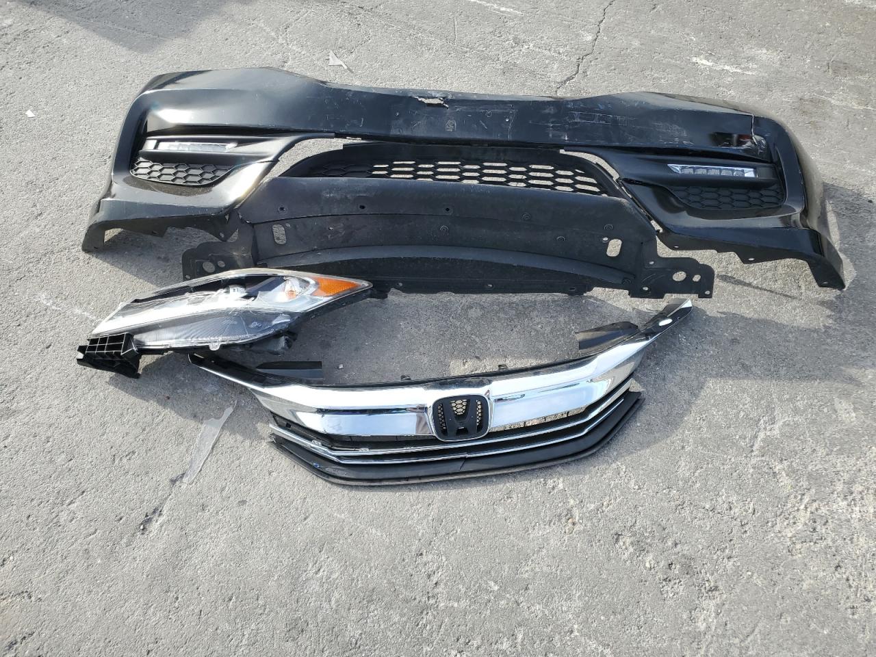 2017 Honda Accord - Image 14