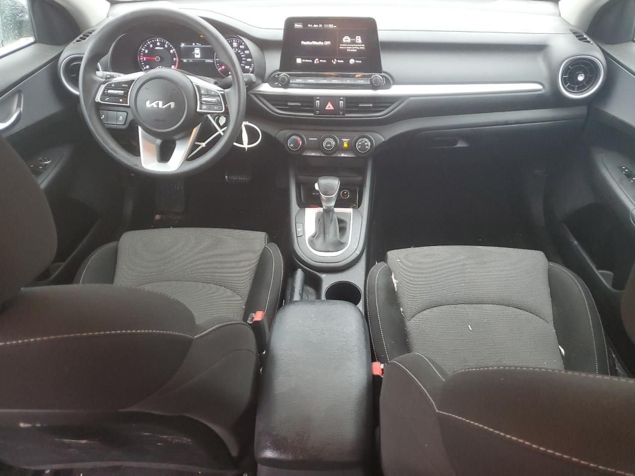 2023 Kia Forte - Image 8