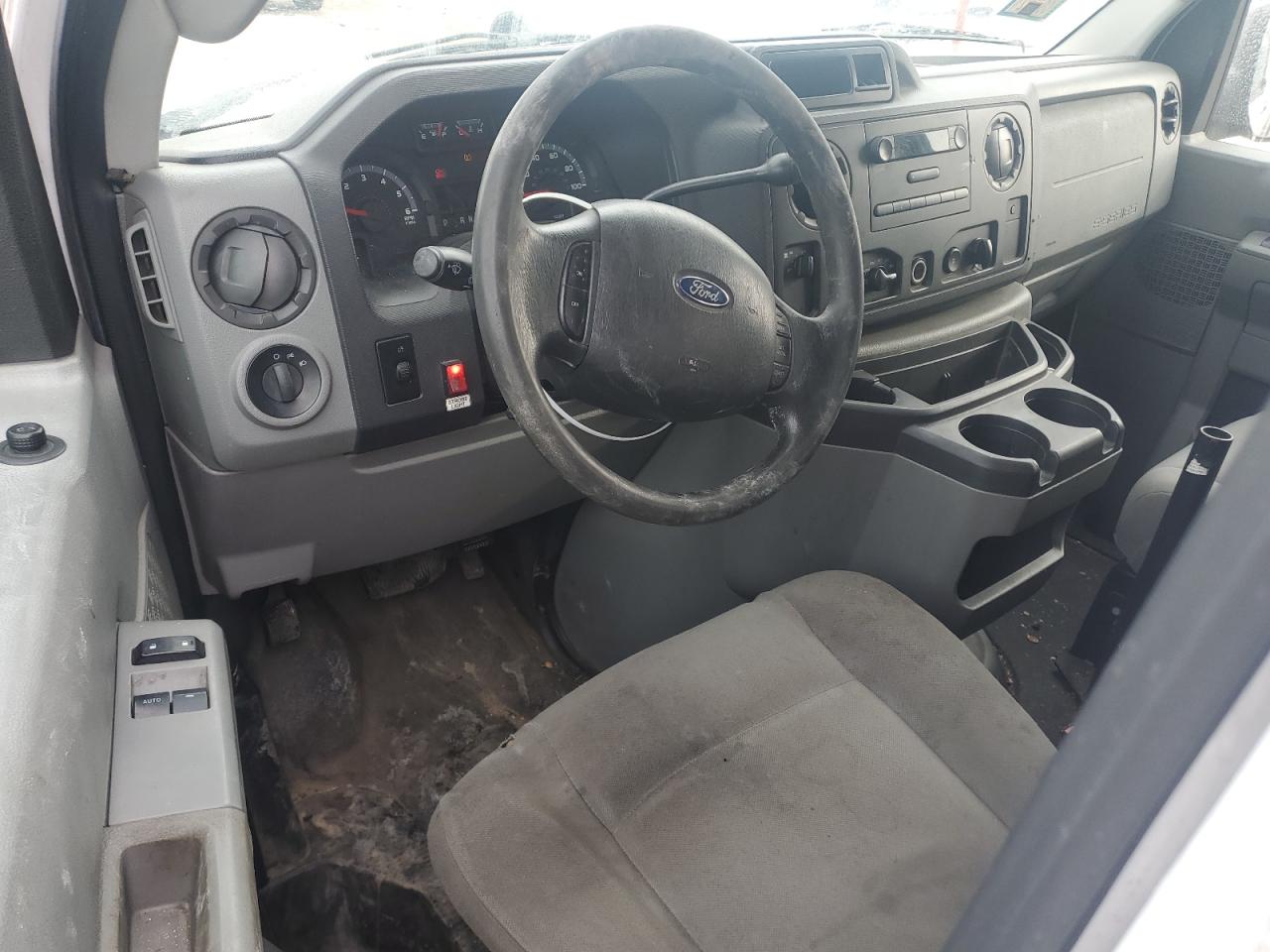 2011 Ford Econoline - Image 8