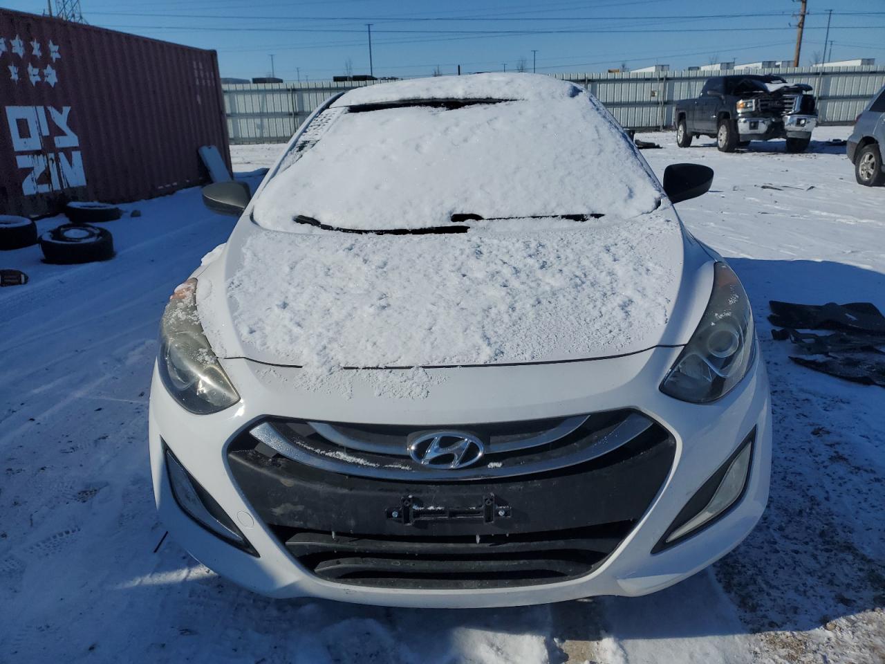 2014 Hyundai Elantra - Image 5