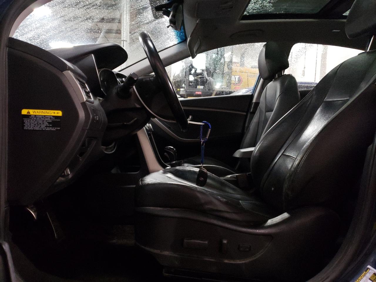 2016 Hyundai Elantra - Image 7