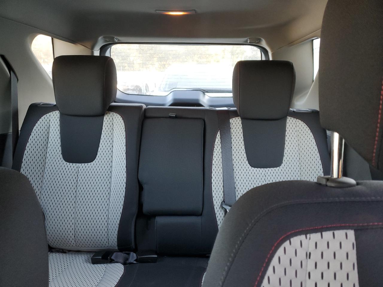 2011 Chevrolet Equinox - Image 10