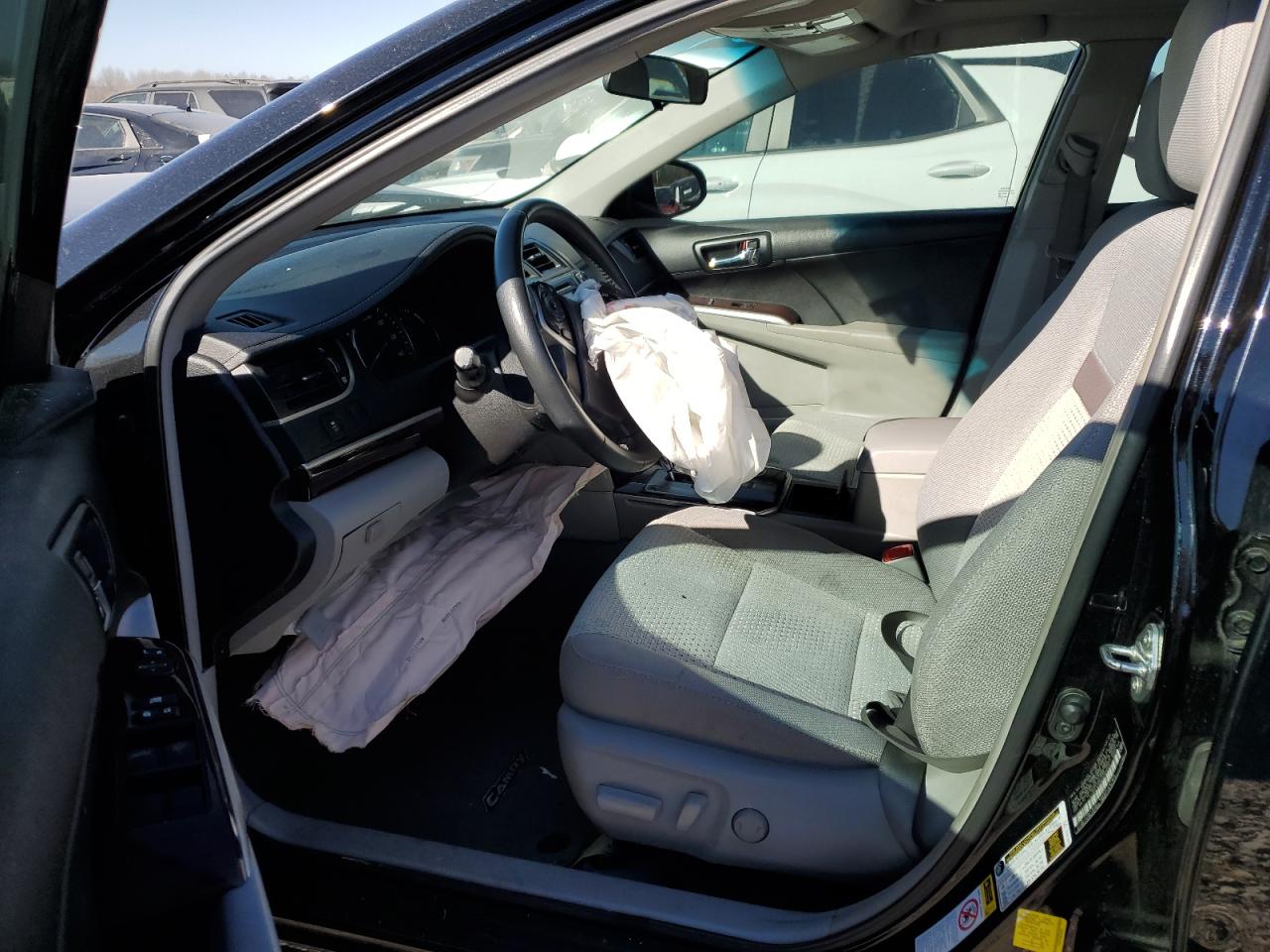 2014 Toyota Camry - Image 7
