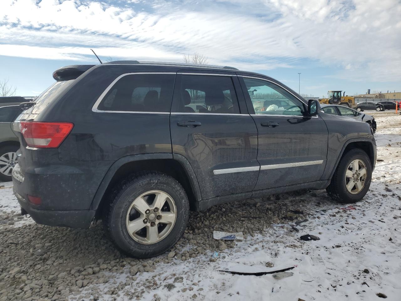 2012 Jeep Grand Cherokee - Image 3