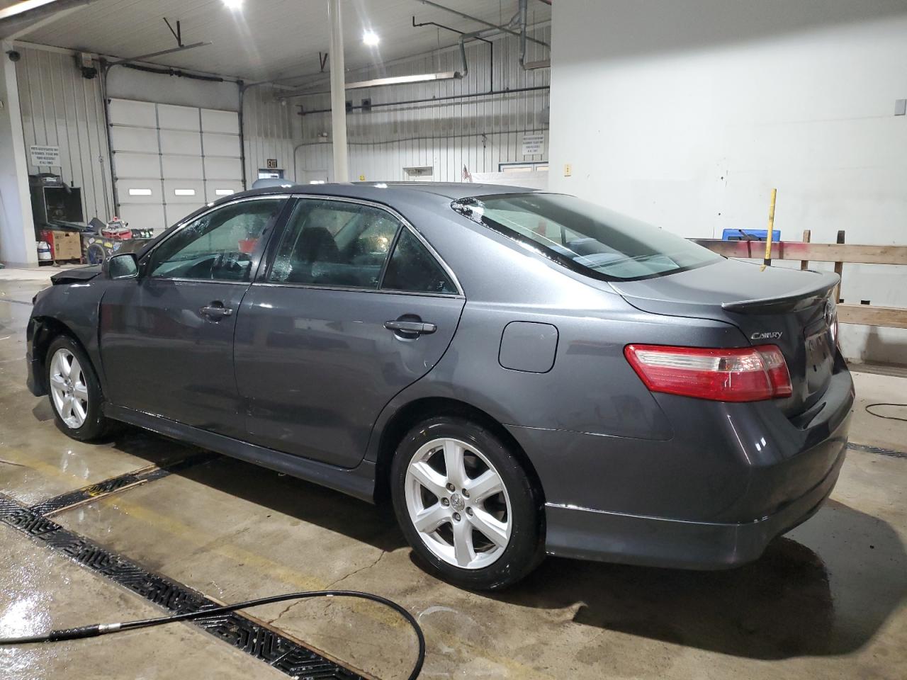 2009 Toyota Camry - Image 2