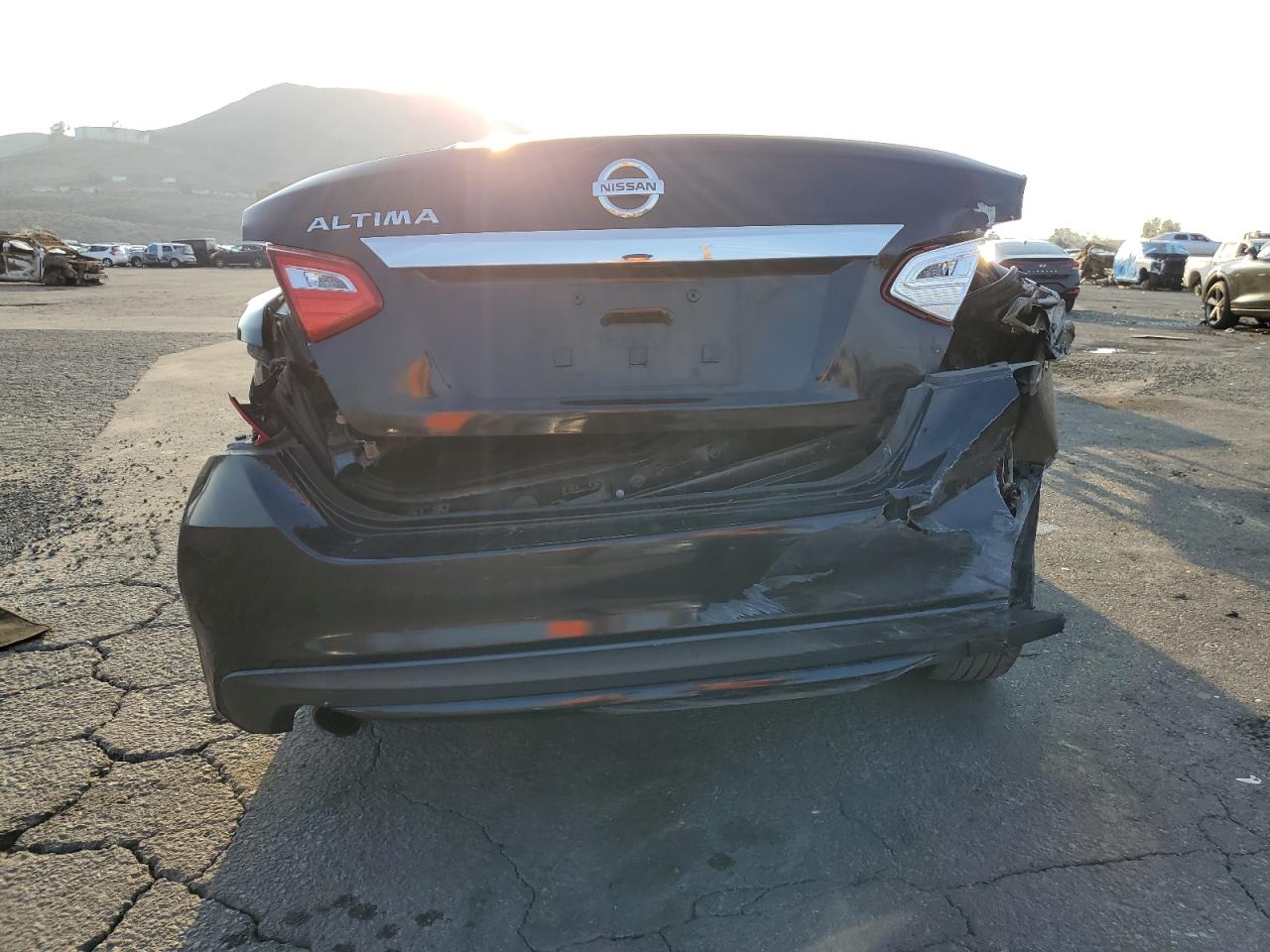 1N4AL3AP4HN305935 NISSAN ALTIMA 2017