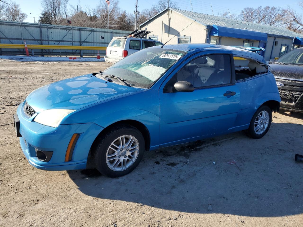 2007 Ford Focus Zx3 for Sale in Wichita, KS - Rear End