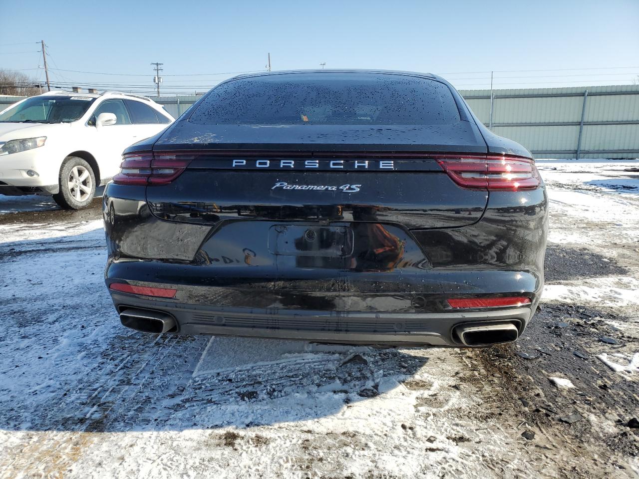 2018 Porsche Panamera - Image 6