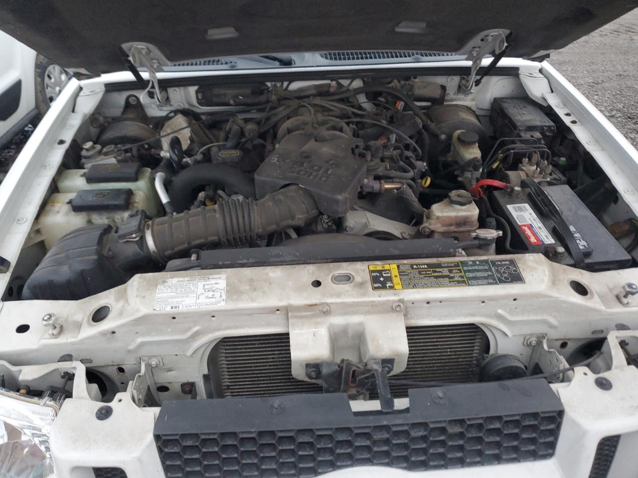 2005 Ford Explorer - Image 11