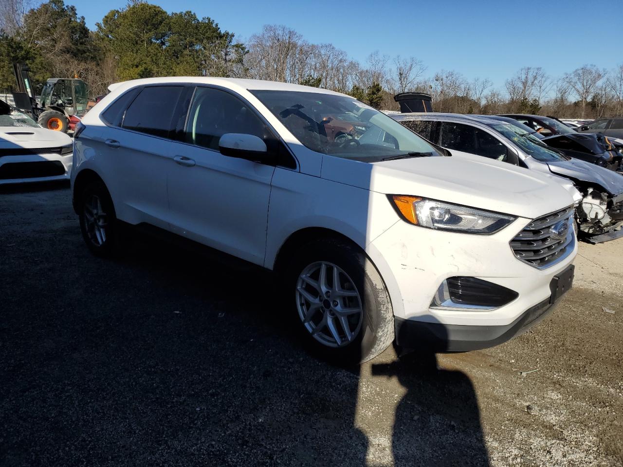 2022 Ford Edge - Image 4