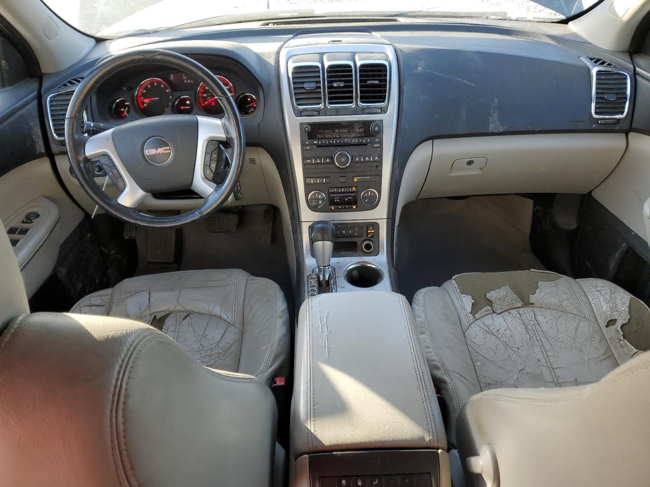 2011 GMC Acadia - Image 8