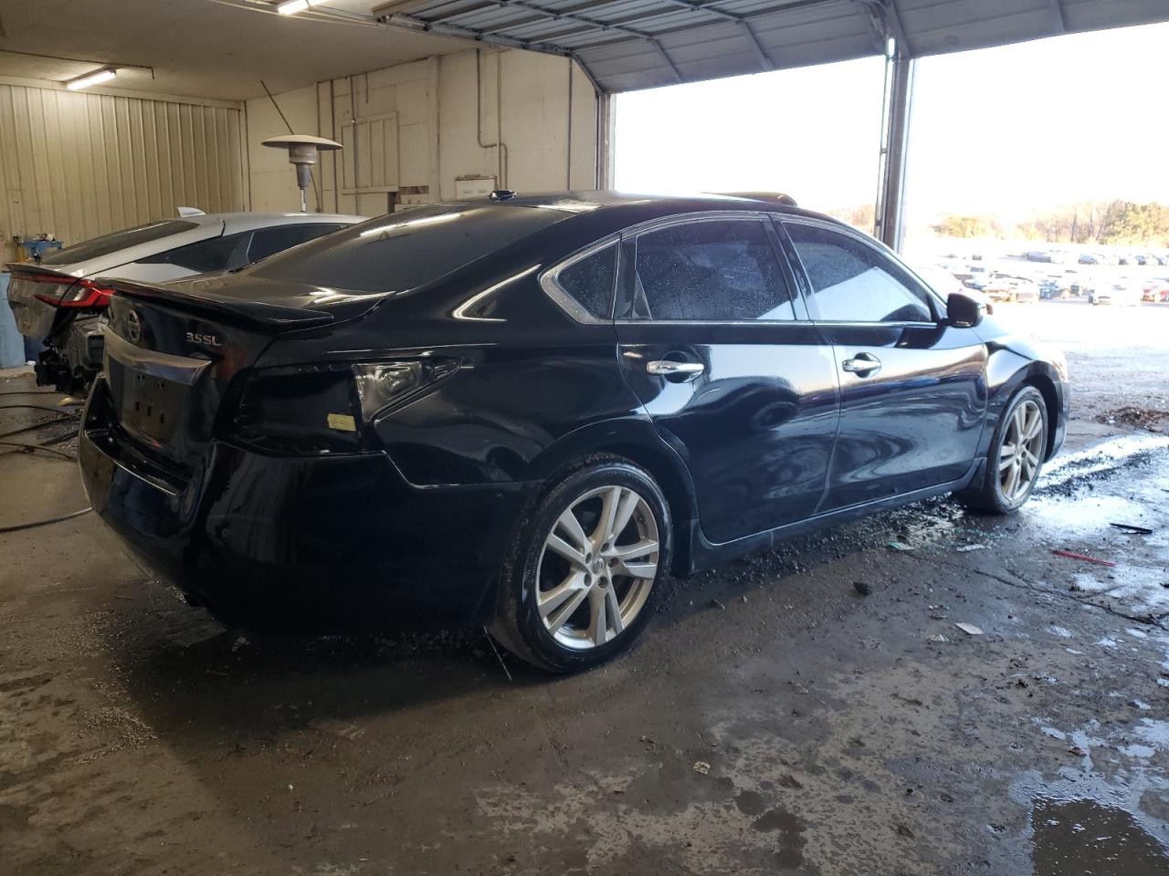 2015 Nissan Altima - Image 3