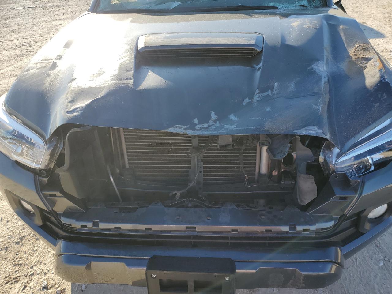5TFCZ5AN9LX236572 TOYOTA TACOMA 2020
