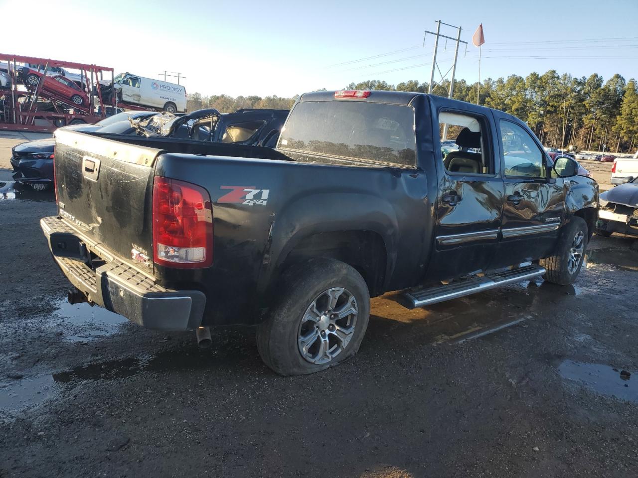 2010 GMC Sierra - Image 3