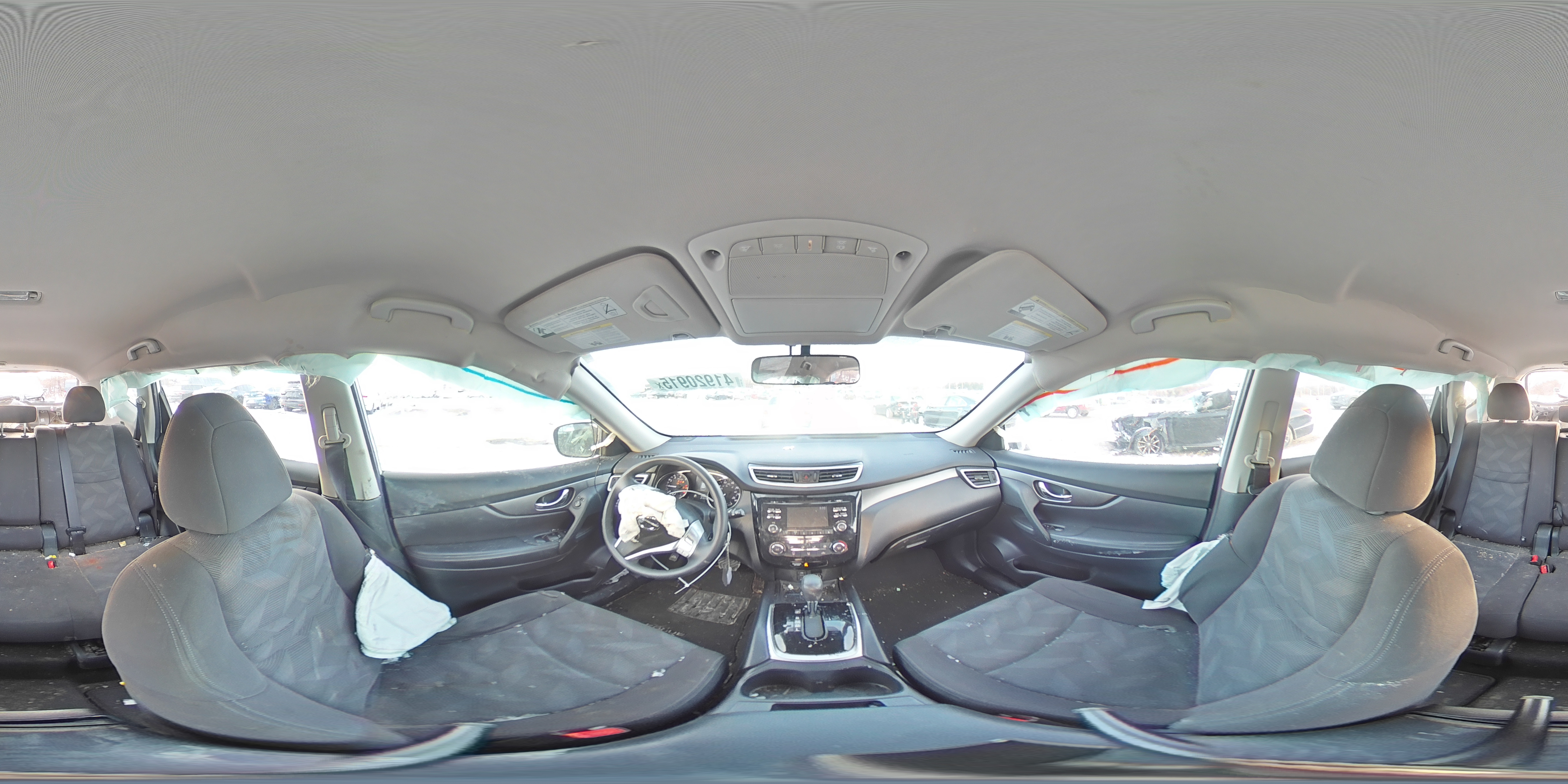 2016 Nissan Rogue - Image 13