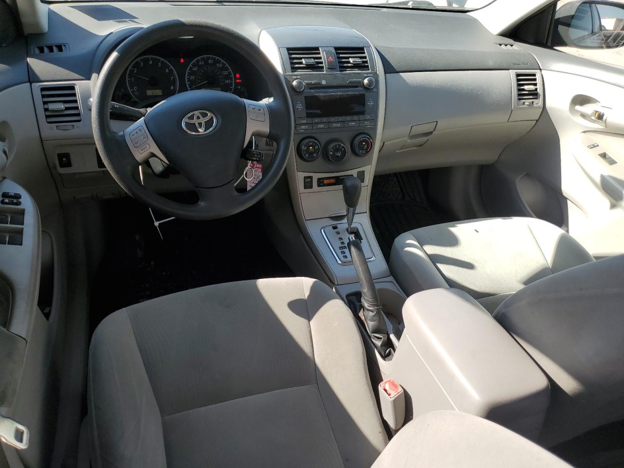 2011 Toyota Corolla - Image 8