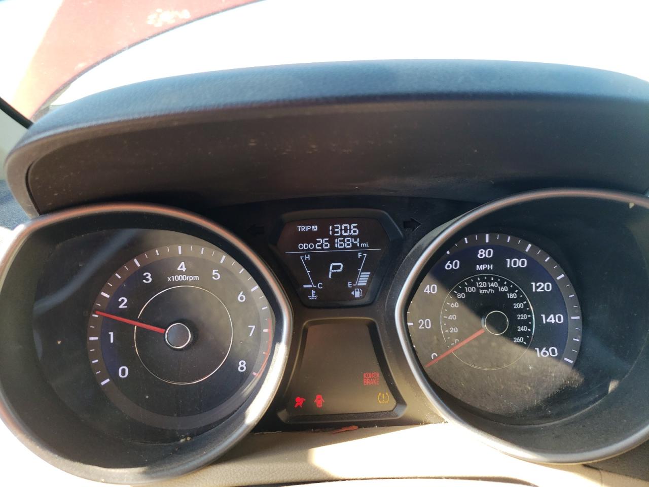 2013 Hyundai Elantra - Image 9
