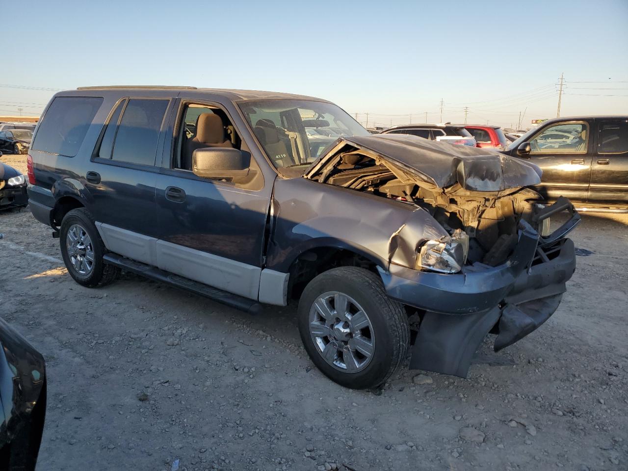 2004 Ford Expedition - Image 4