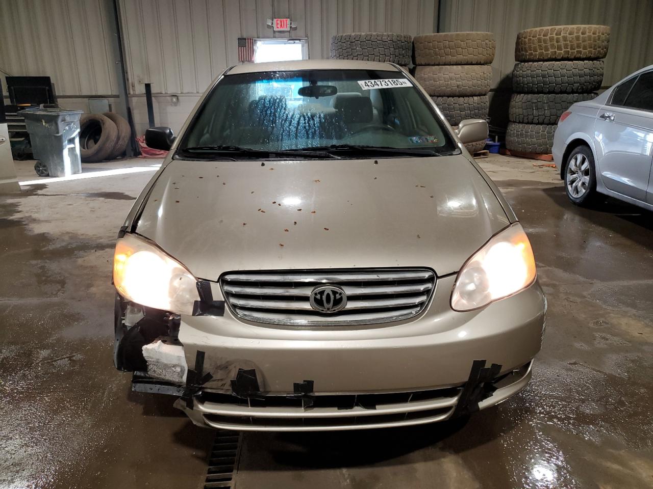 2004 Toyota Corolla - Image 5