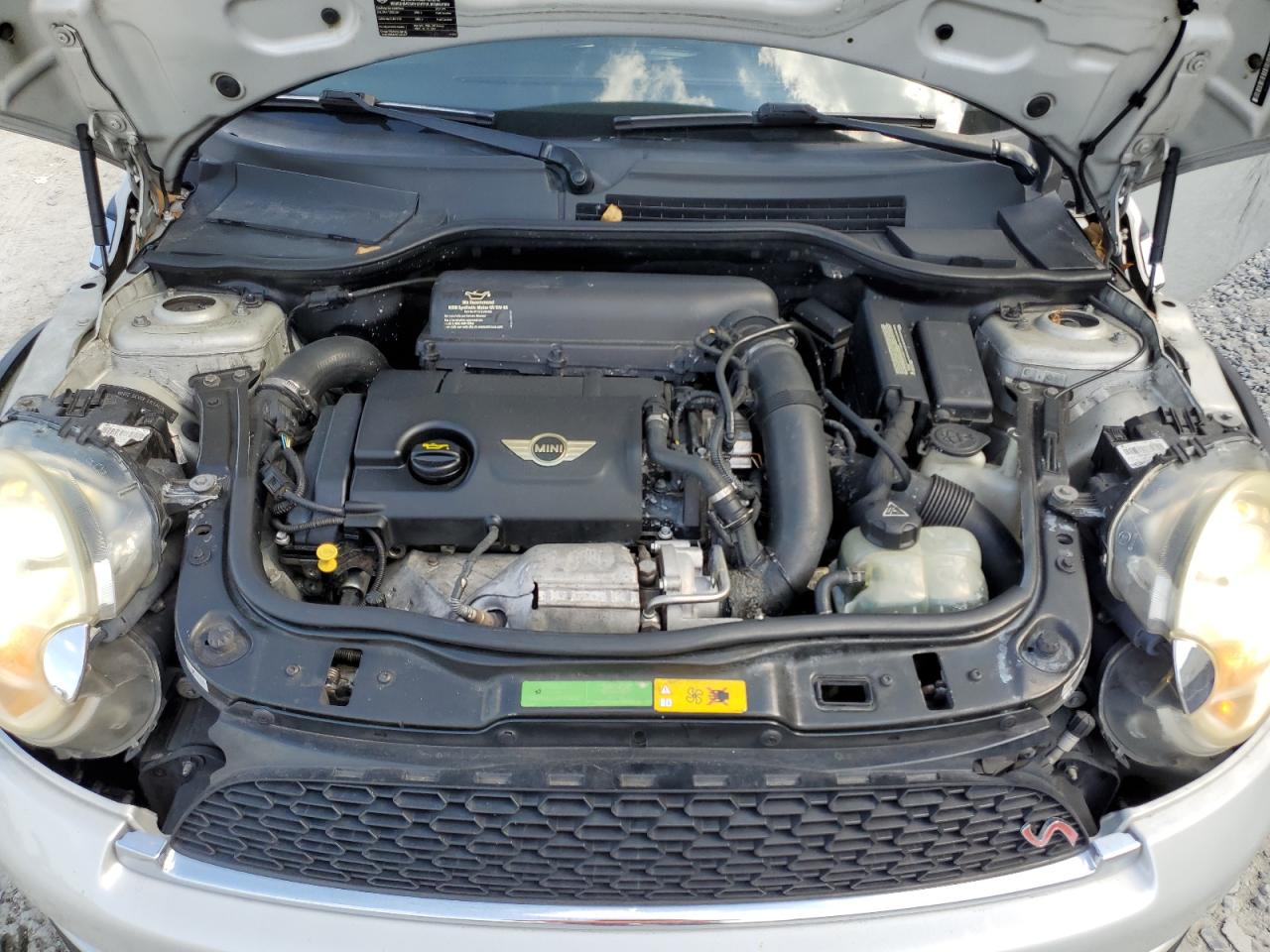 2011 MINI Cooper - Image 12