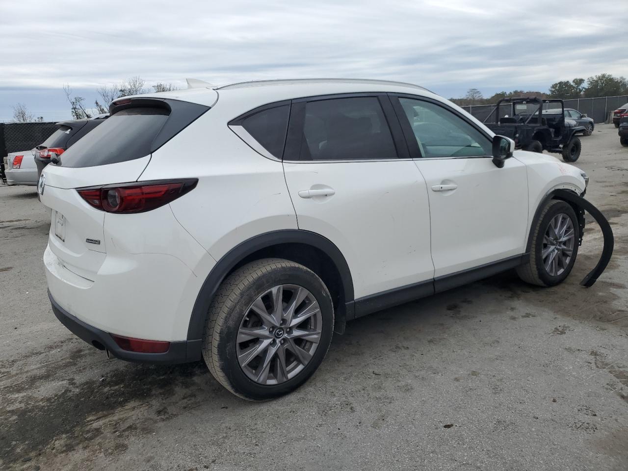 2019 Mazda CX-5 - Image 3