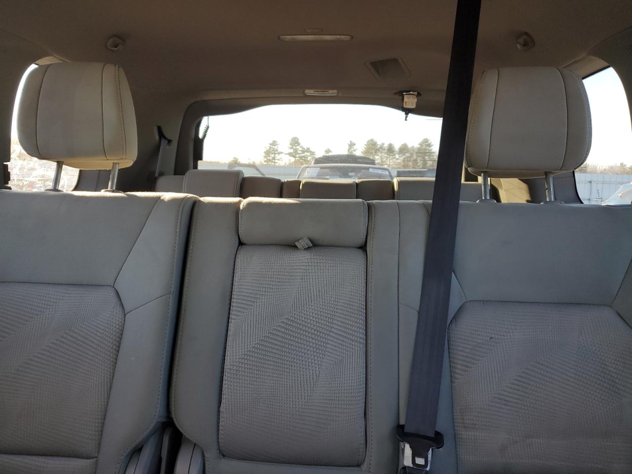 2014 Honda Pilot - Image 10
