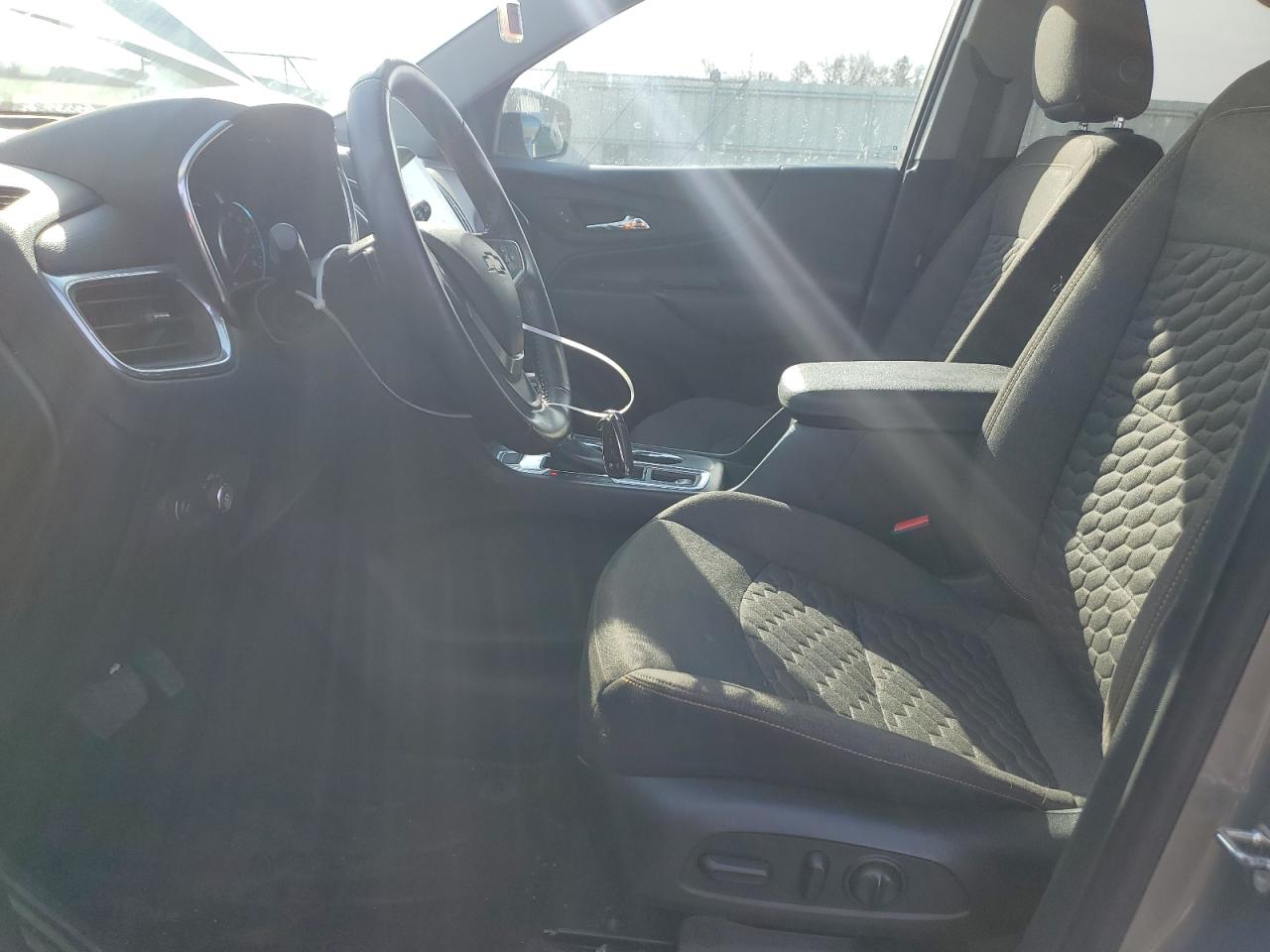 3GNAXSEV1JS568565 CHEVROLET EQUINOX 2018