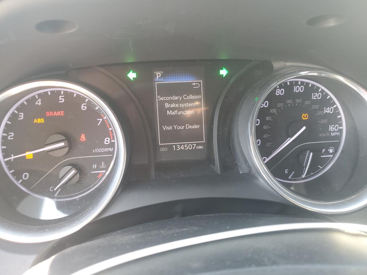 2020 Toyota Camry - Image 9