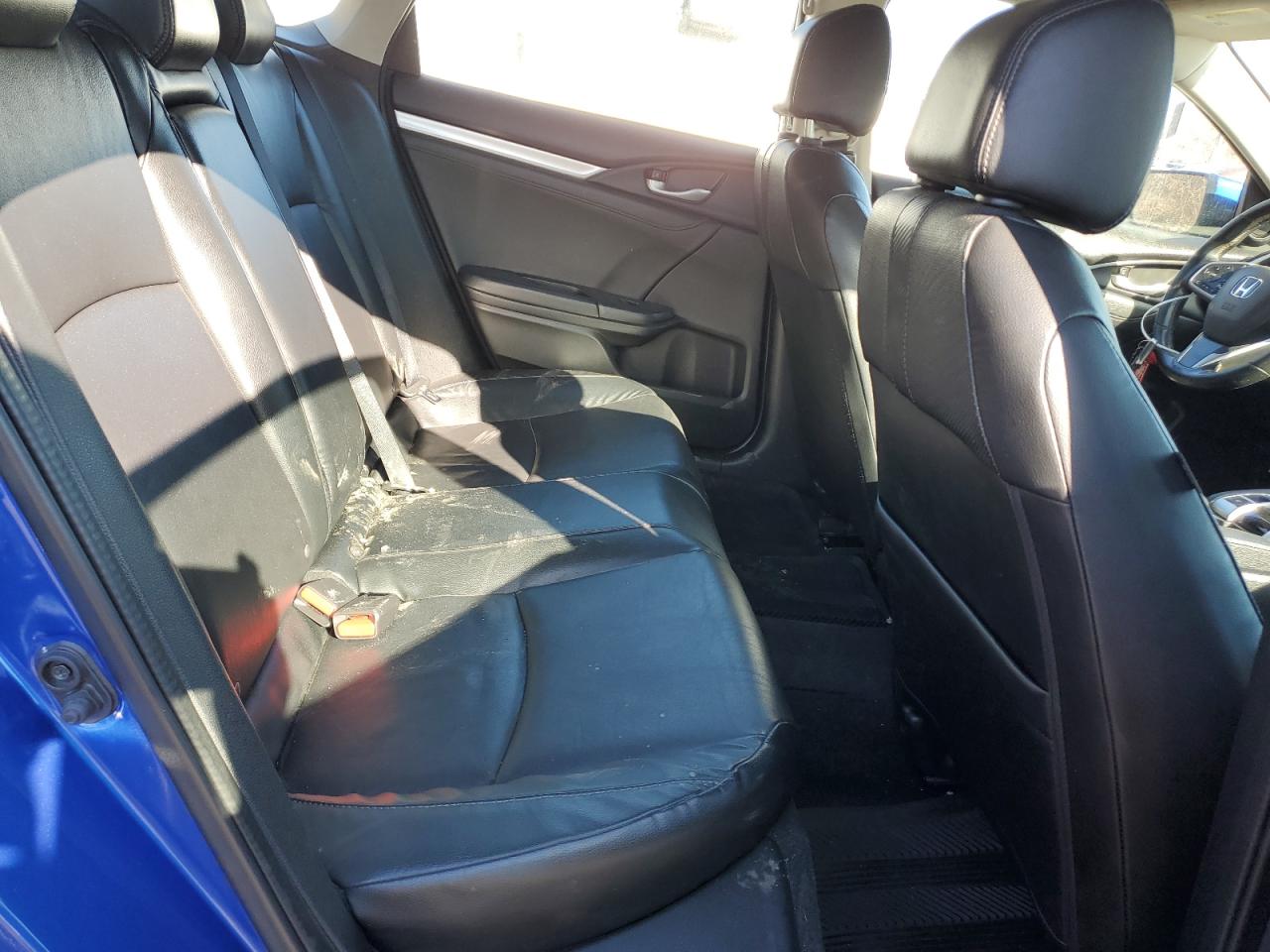 2016 Honda Civic - Image 10