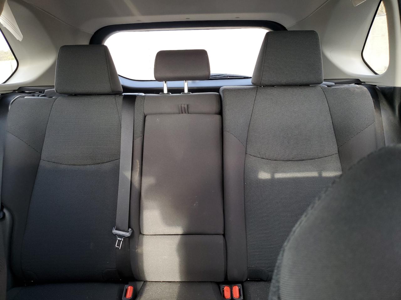 2023 Toyota RAV 4 - Image 10