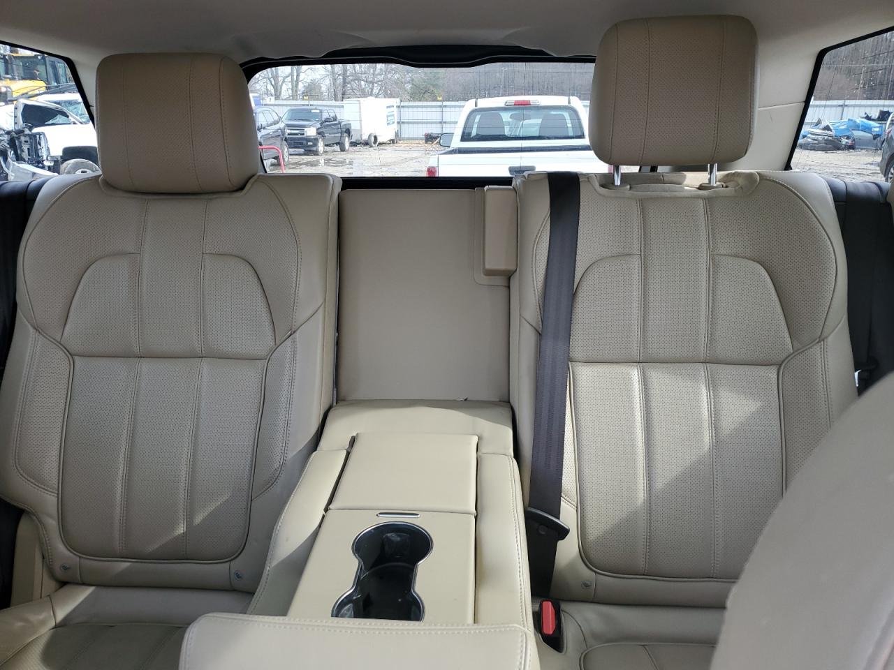 2016 Land Rover Range Rover - Image 10