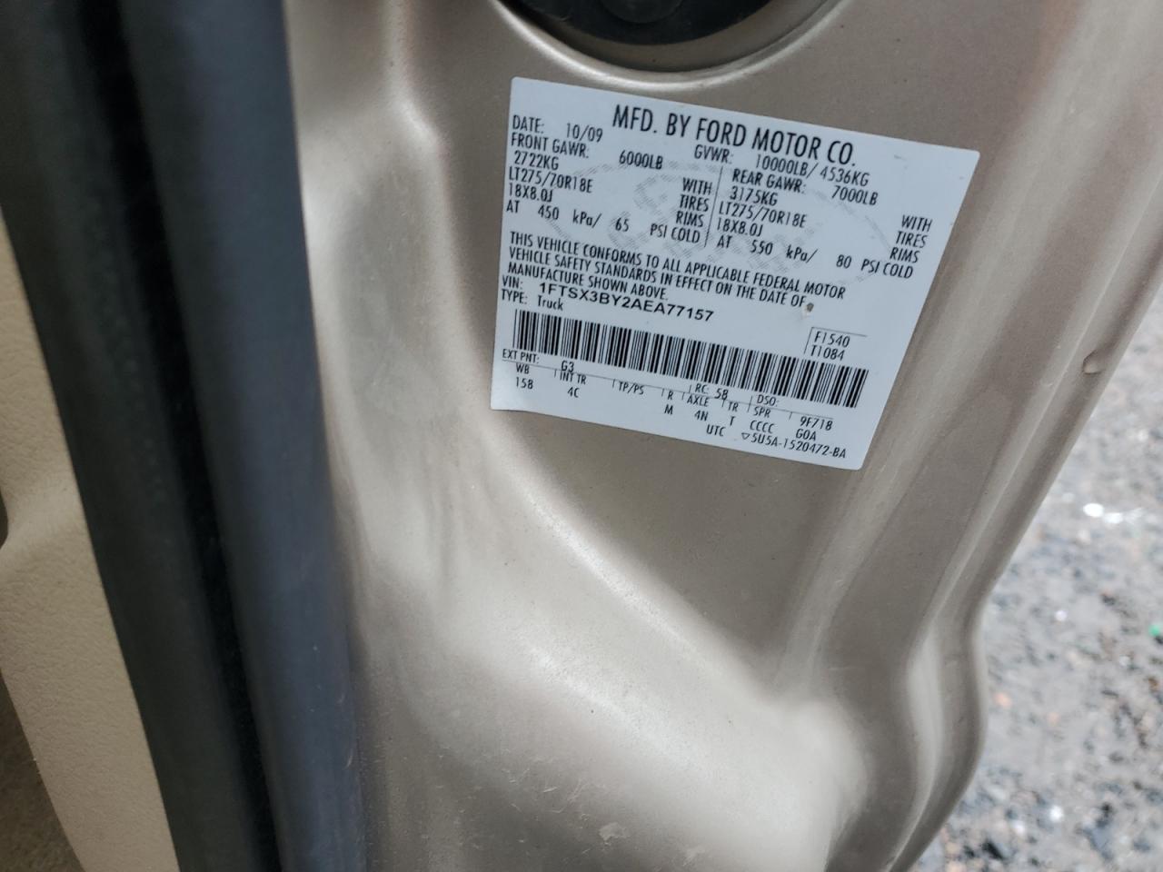 2010 Ford F350 - Image 12