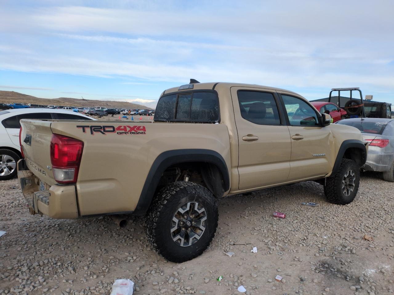 2016 Toyota Tacoma - Image 3