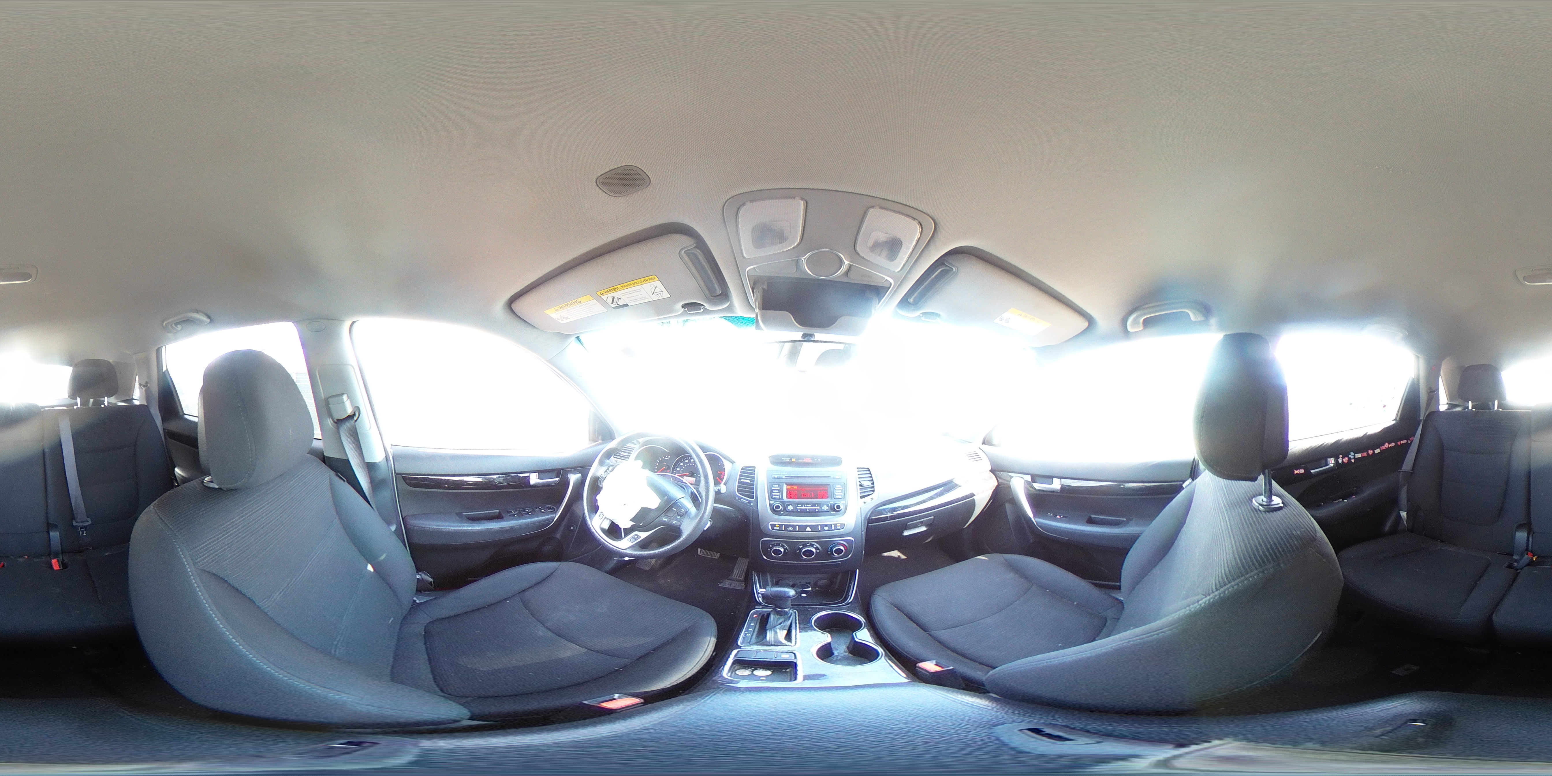 2015 Kia Sorento - Image 14